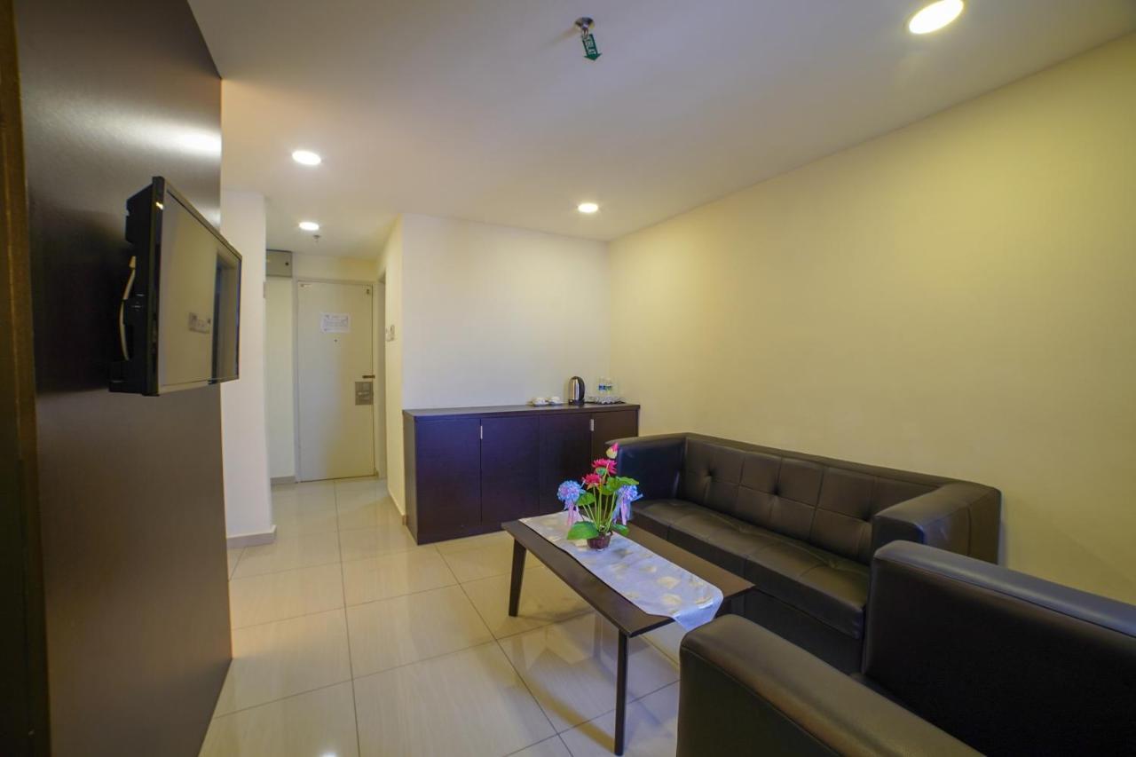 Oyo 89531 Villa Hotel Segamat Dış mekan fotoğraf