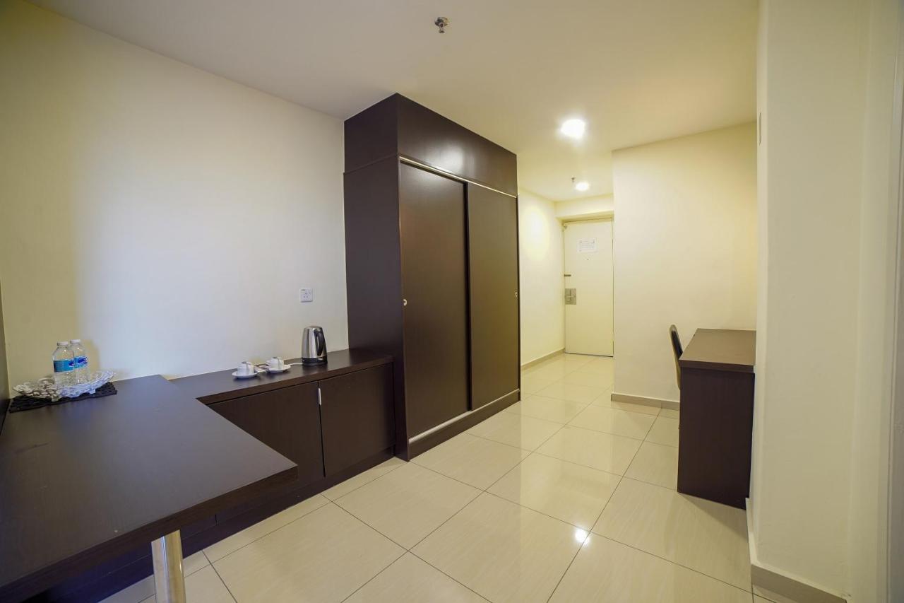Oyo 89531 Villa Hotel Segamat Dış mekan fotoğraf