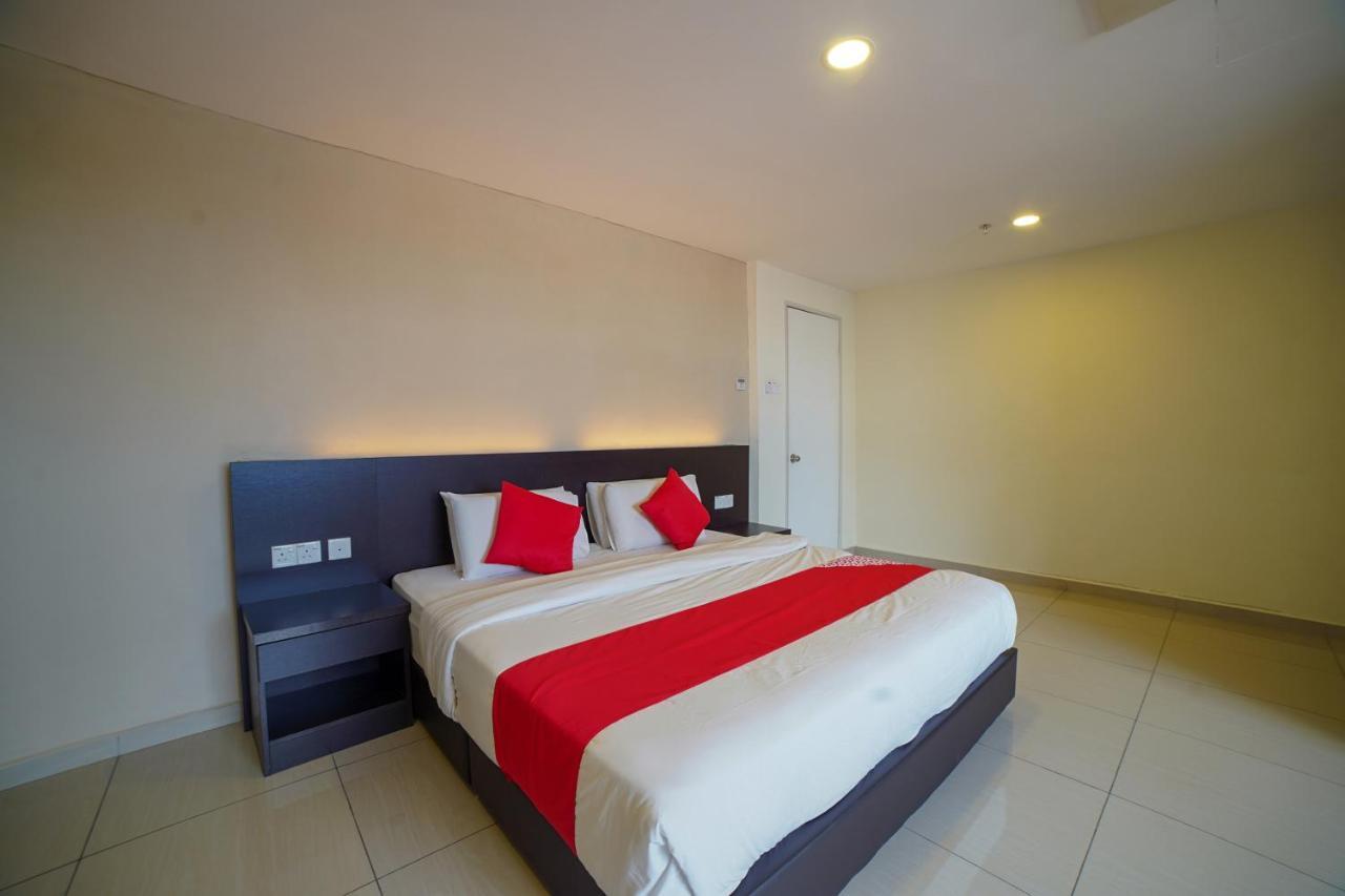 Oyo 89531 Villa Hotel Segamat Dış mekan fotoğraf